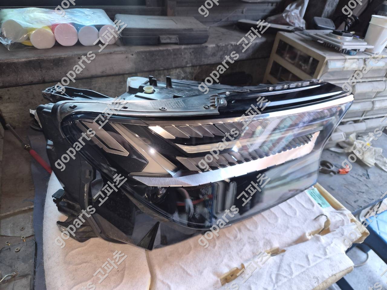 아우디 Q4 etron 조수석 헤드라이트 89a941036 상세사진 4