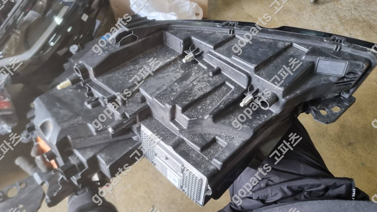 푸조 3008 5008 조수석 헤드라이트 89909534 상세사진 4