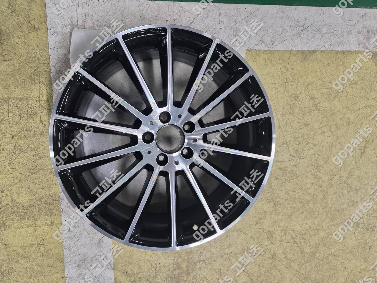 벤츠 Cls클래스 W257 뒤뒷휠 AMG라인 중고 600,000원