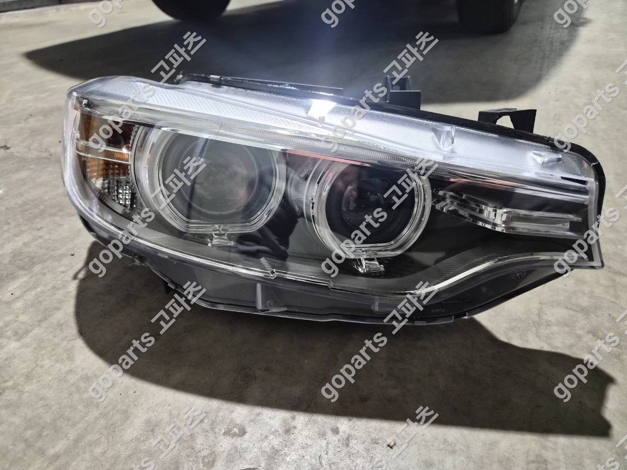 BMW 4시리즈 F32 F33 F36 중고 조수석 헤드라이트 450,000원
