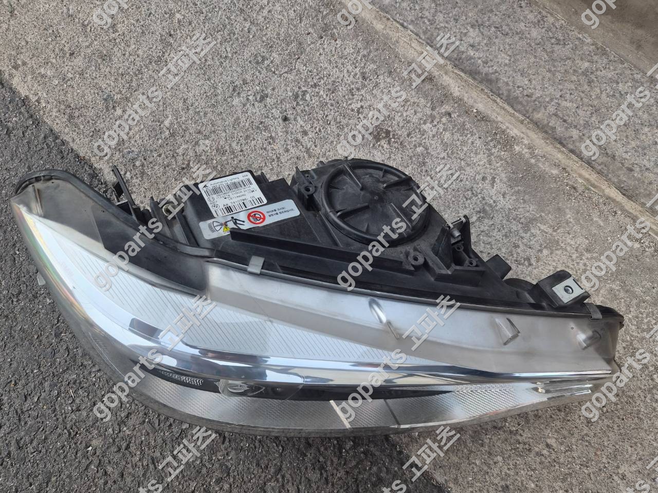 BMW 4시리즈 F32 F33 F36 조수석 제논 헤드라이트 7410786-05/06 상세사진 5