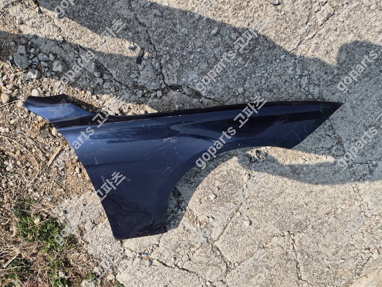 BMW 3시리즈 F30 조수석 앞휀더 상세사진 2