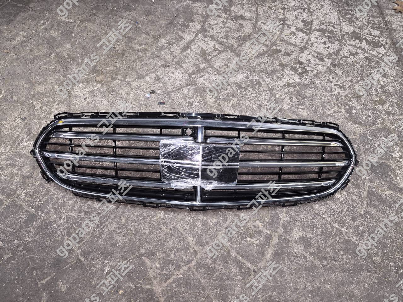 벤츠 E클래스 W213 전면그릴 상세사진 2