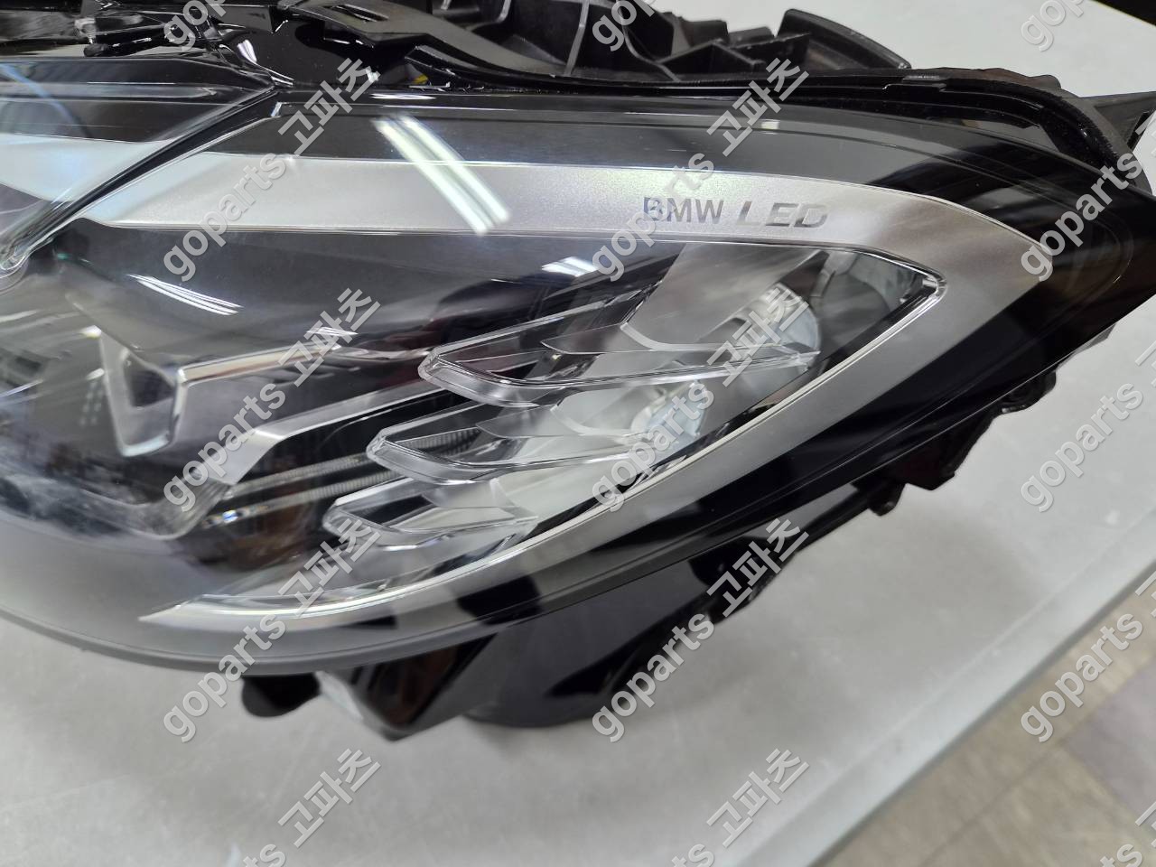 BMW i4 G22 G23 G26 운전석 LED 헤드라이트 9851035 상세사진 4