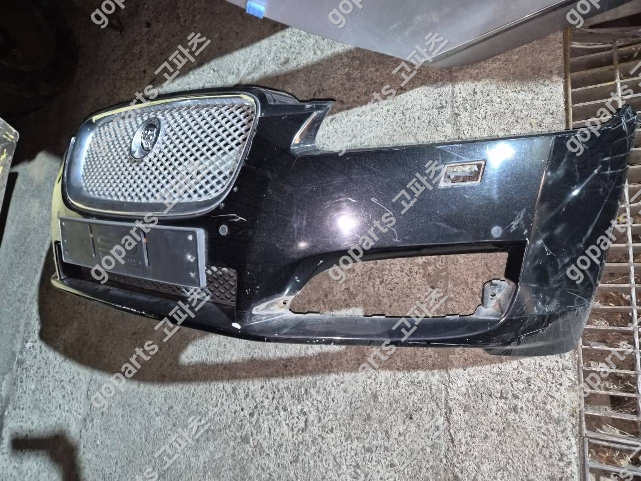 재규어 Xf X250 전범퍼 상세사진 2