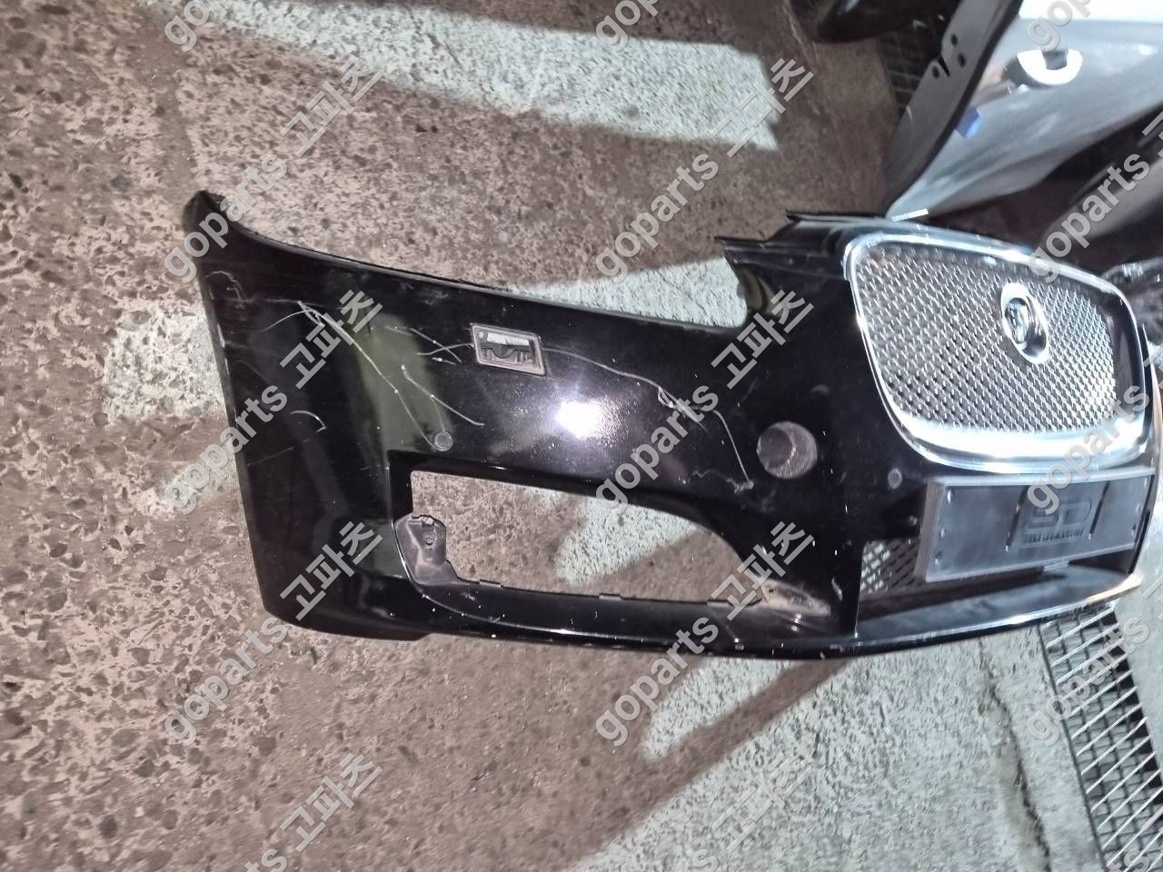 재규어 Xf X250 전범퍼 상세사진 3