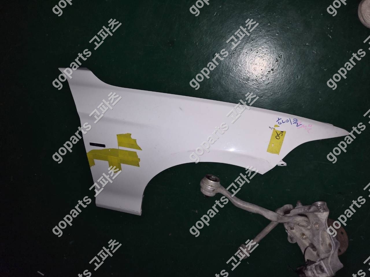 BMW 1시리즈 F20 중고 조수석 휀더 180,000원