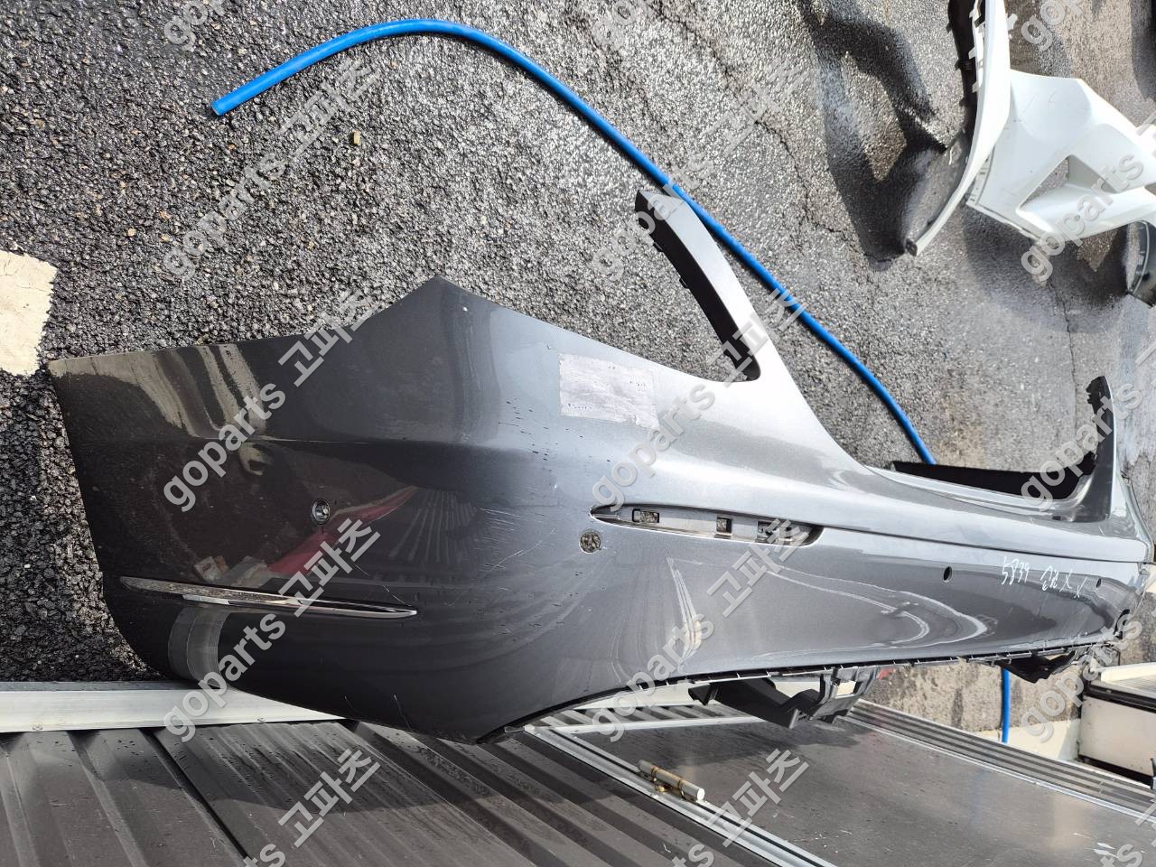 벤츠 E클래스 W213 후범퍼 상세사진 2