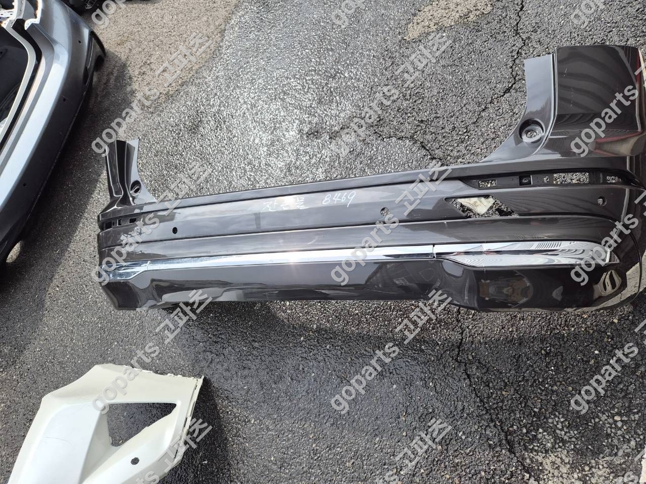 볼보 XC60 중고 후범퍼 34425198 250,000원