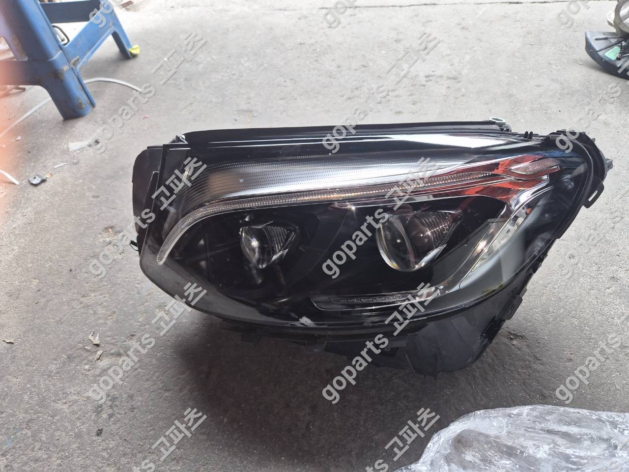 벤츠 GLC클래스 W253 헤드라이트 운전석 A2539065701 중고 550,000원