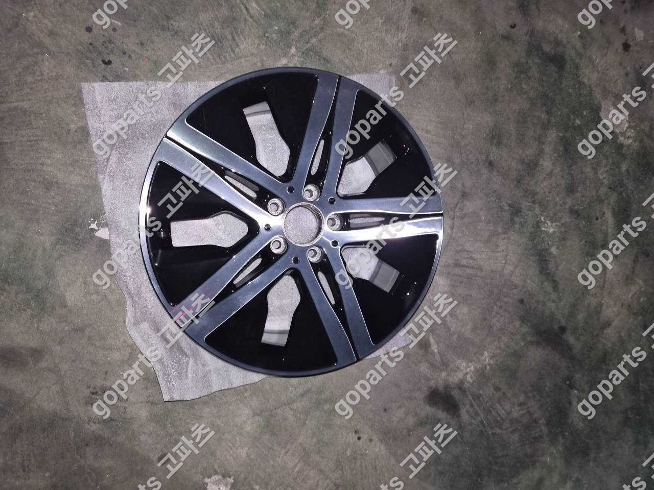 벤츠 GLE W167 중고 다이아몬드커팅휠 400,000원