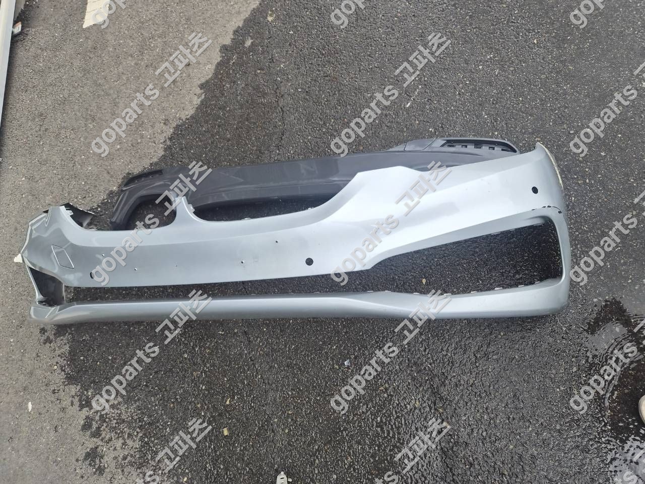 BMW 5시리즈 G30 중고 전범퍼 150,000원