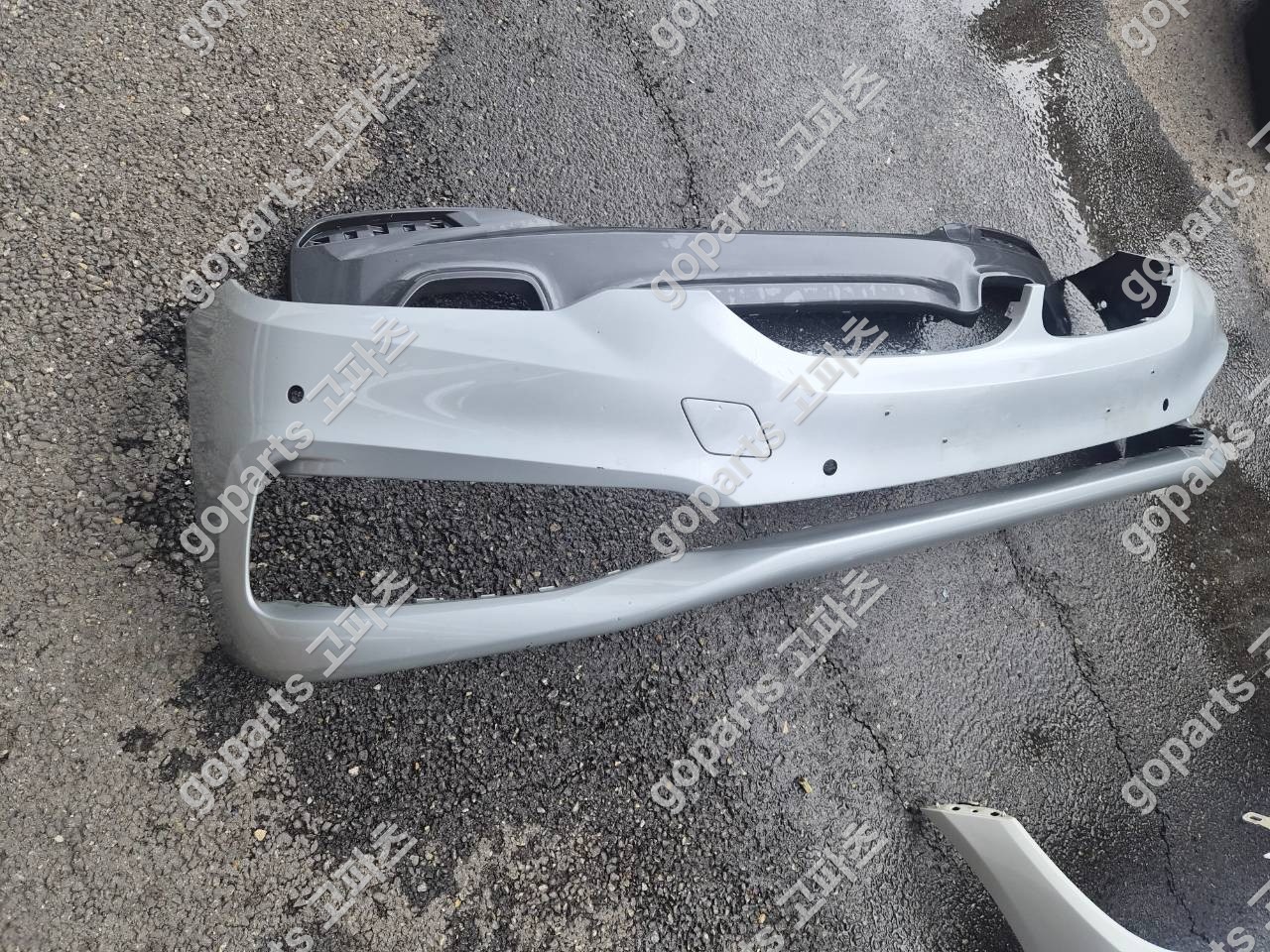 BMW 5시리즈 G30 전범퍼 상세사진 3