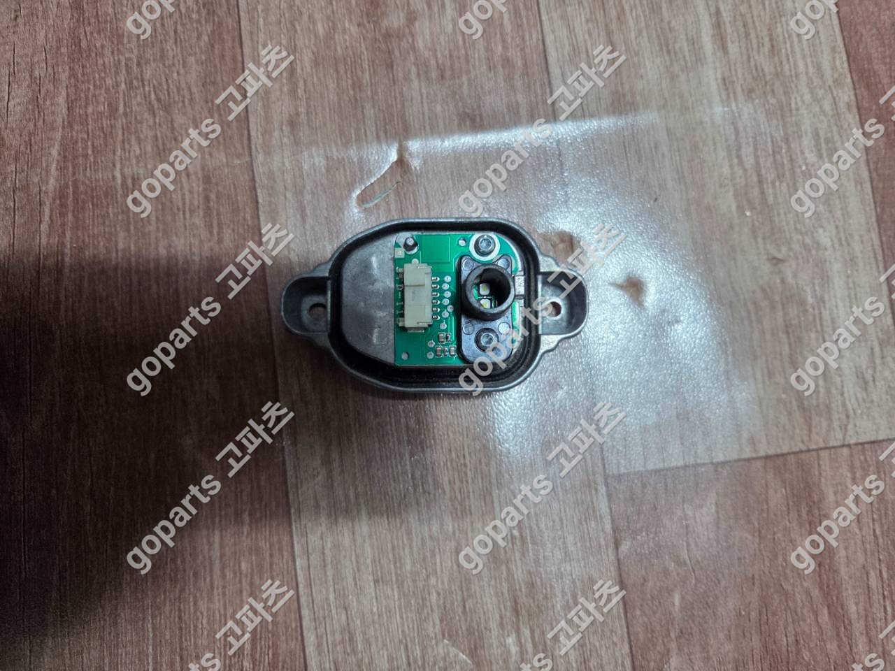 BMW F30 헤드라이트 조수석 LED 중고 120,000원