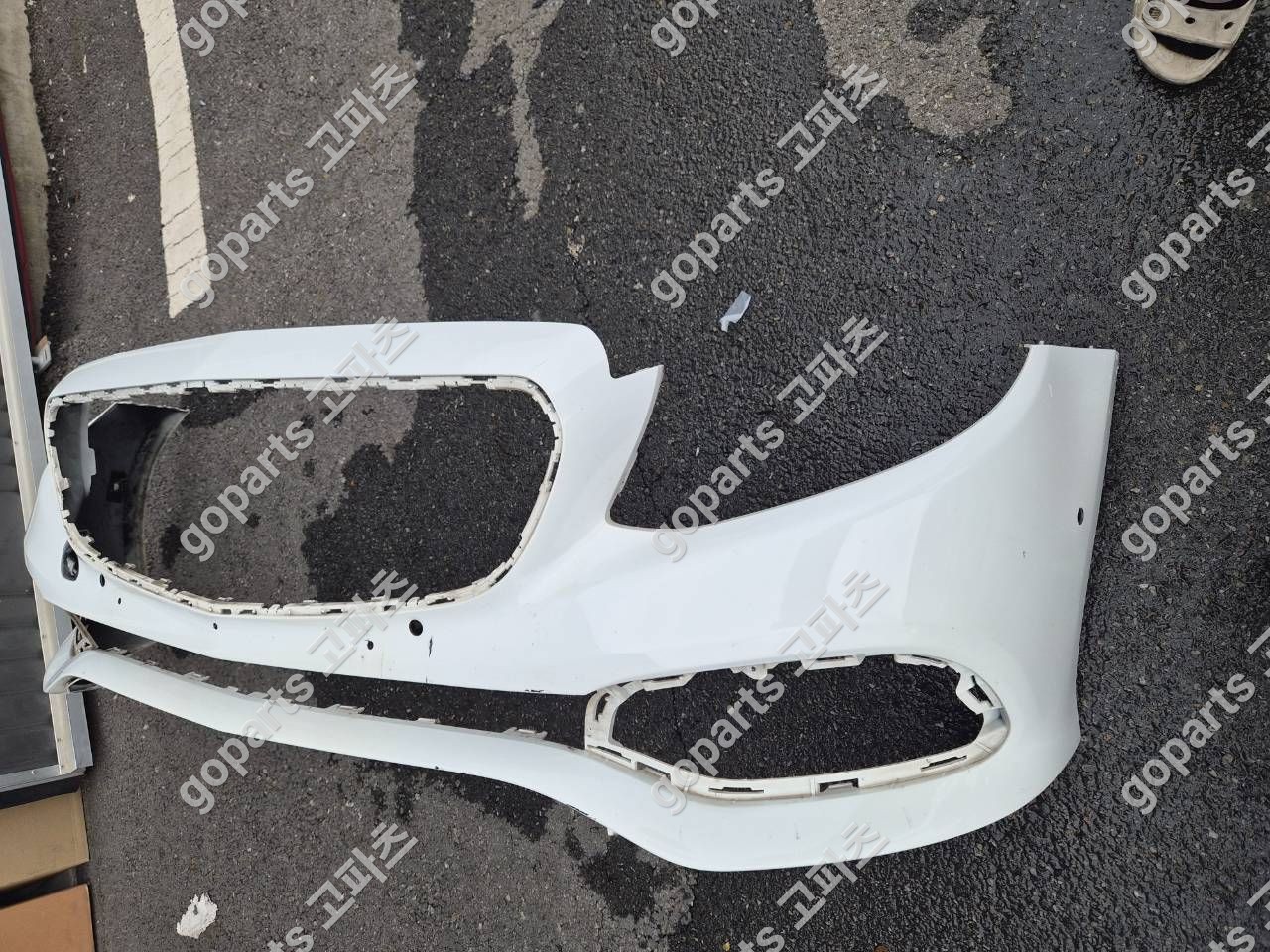 벤츠 W213 E클래스 아방가르드 타입 전범퍼 상세사진 3