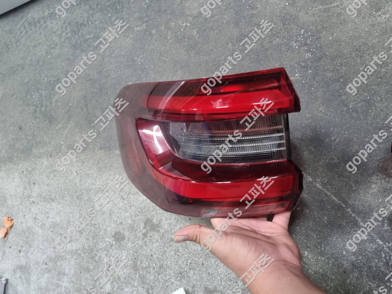 BMW X5 G05 운전석 후미등 H35a164b104 상세사진 2