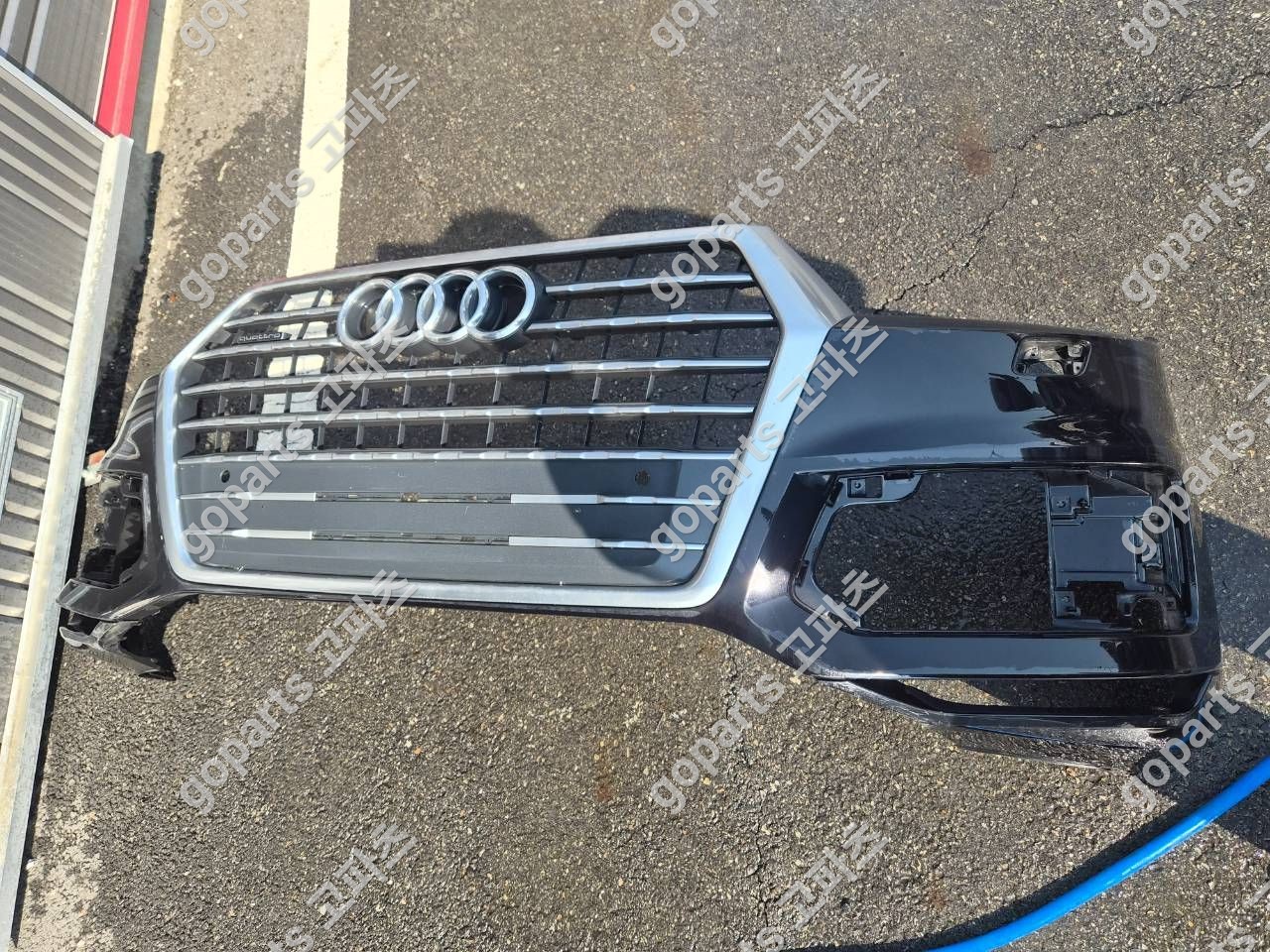 아우디 Q7 4m 전반기 중고 전범퍼 상세사진 2