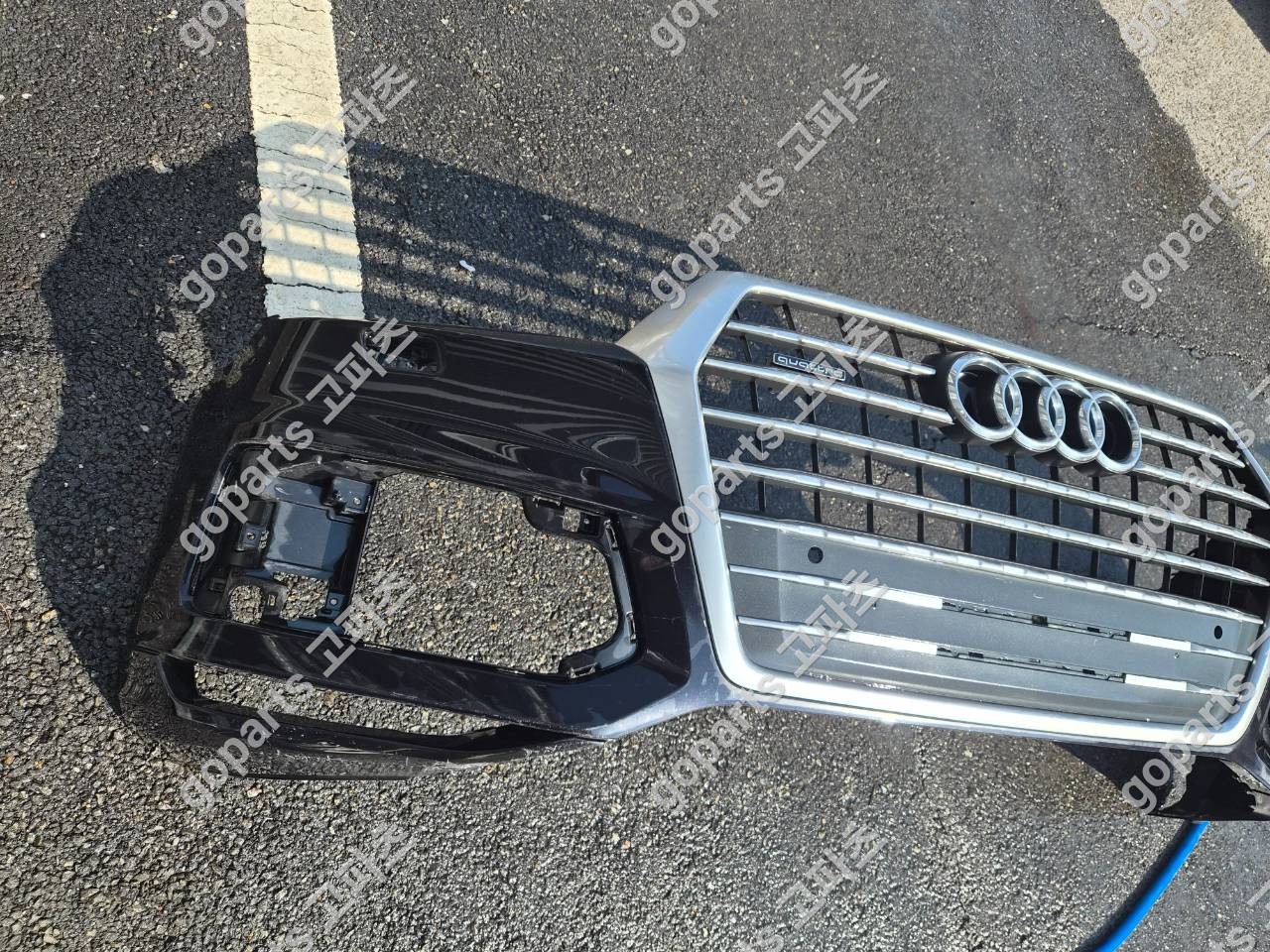 아우디 Q7 4m 중고 전범퍼 400,000원