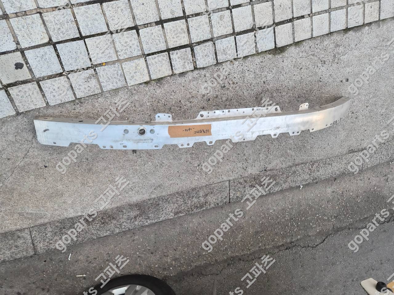 벤츠 E클래스 프론트레인포스먼트 A2136200130 중고 170,000원