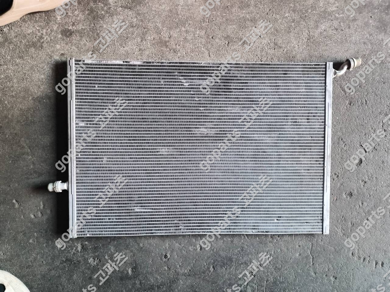 벤츠 C클래스 E클래스 GLC 보조라디에이터 A0995002003 상세사진 3