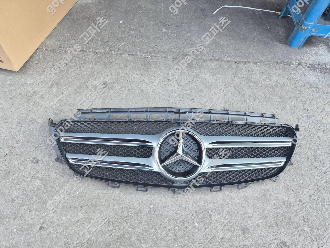 벤츠 E클래스 W213 중고 전면그릴 20만원