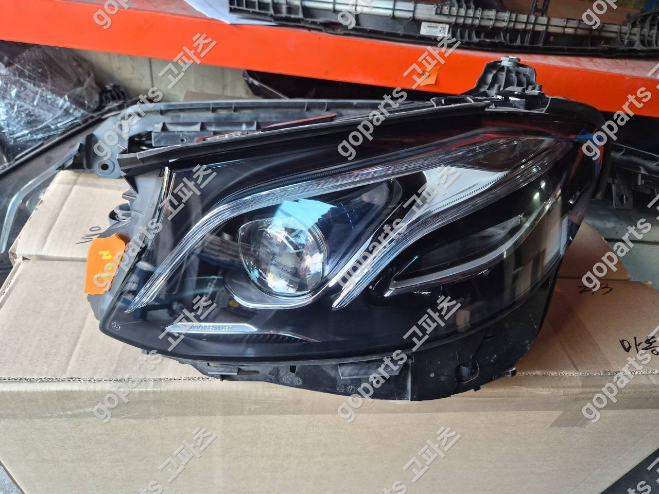 벤츠 E클래스 W213 중고 헤드라이트 운전석 A2139061704KZ 450,000원