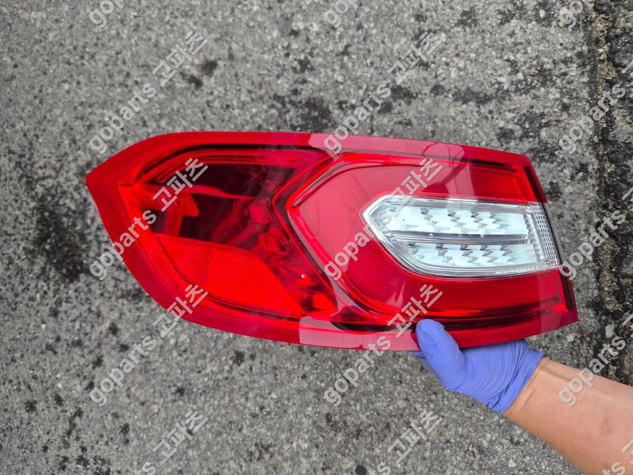 링컨 MKX 운전석 후미등 FA1B 13A603 상세사진 2