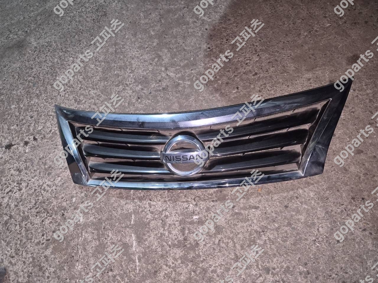 닛산 알티마 라디에이터그릴 중고 200,000원