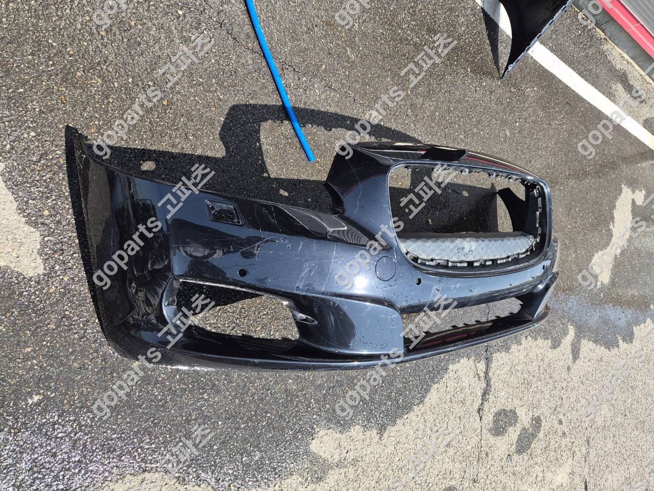 재규어 XJ X351 전기형 흰색 전범퍼 상세사진 2