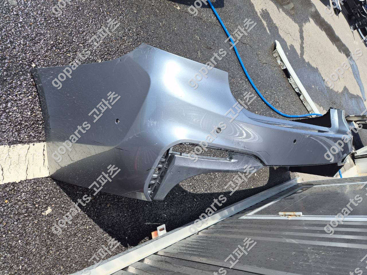 BMW 5시리즈 G30 M패키지 후범퍼 상세사진 3