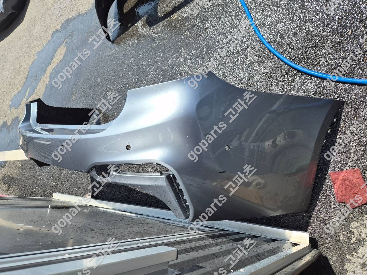 BMW 5시리즈 G30 M패키지 후범퍼 상세사진 2
