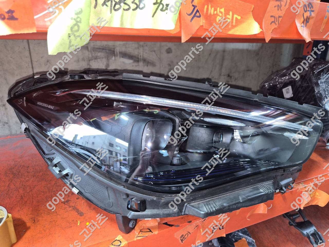벤츠 CLE W236 조수석 헤드라이트 2369063401 상세사진 3
