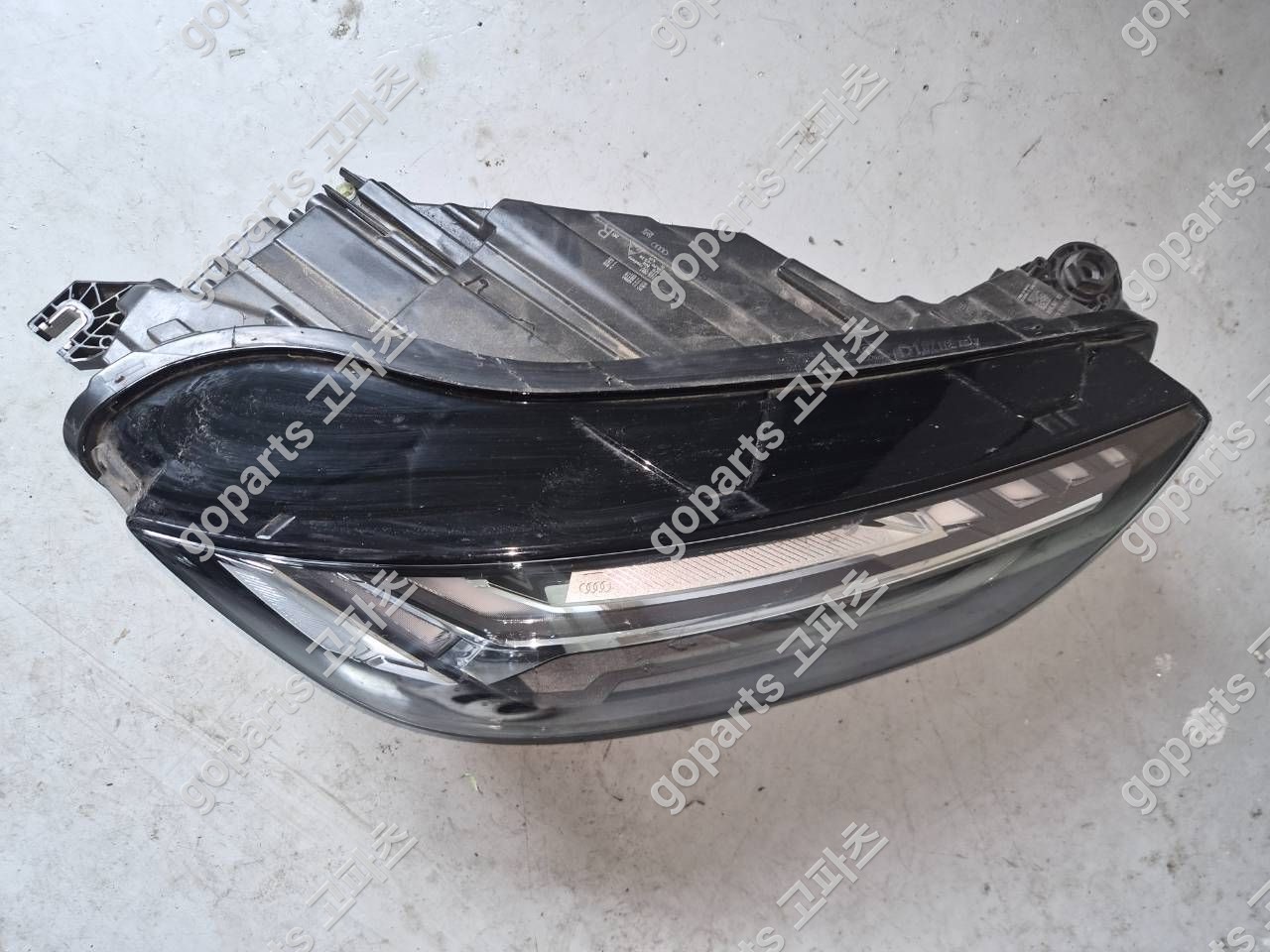 아우디 Q5 80a 조수석 헤드라이트 80a941036e 상세사진 4