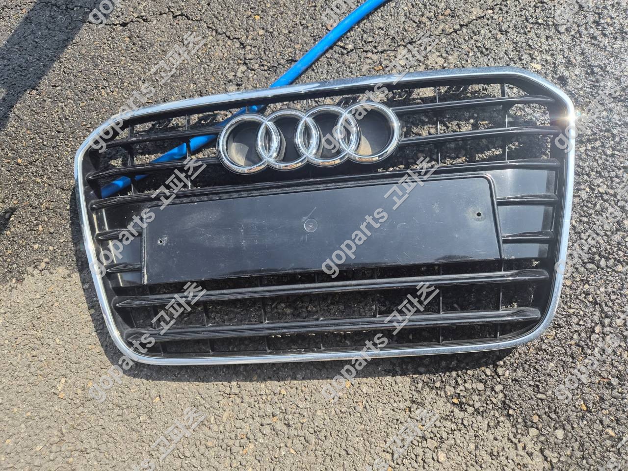 아우디 A6 4G C7 중고 전면그릴 200,000원