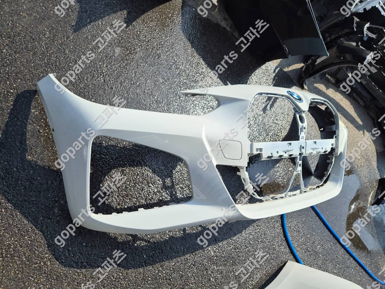 BMW 4시리즈 G26 전범퍼 상세사진 3