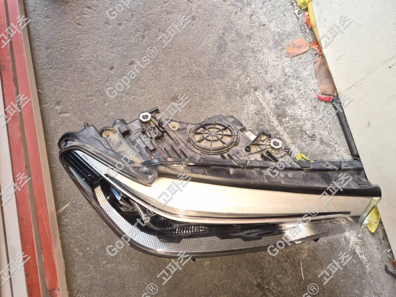 BMW 5시리즈 G30 조수석 헤드라이트 7439194-04 상세사진 4