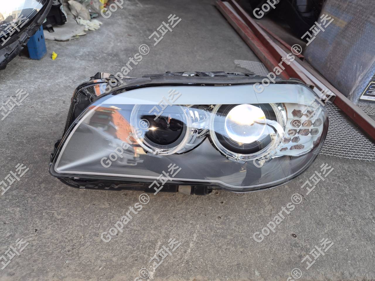 BMW 5시리즈 F10 중고 헤드라이트 운전석 제논 7203245-12 350,000원