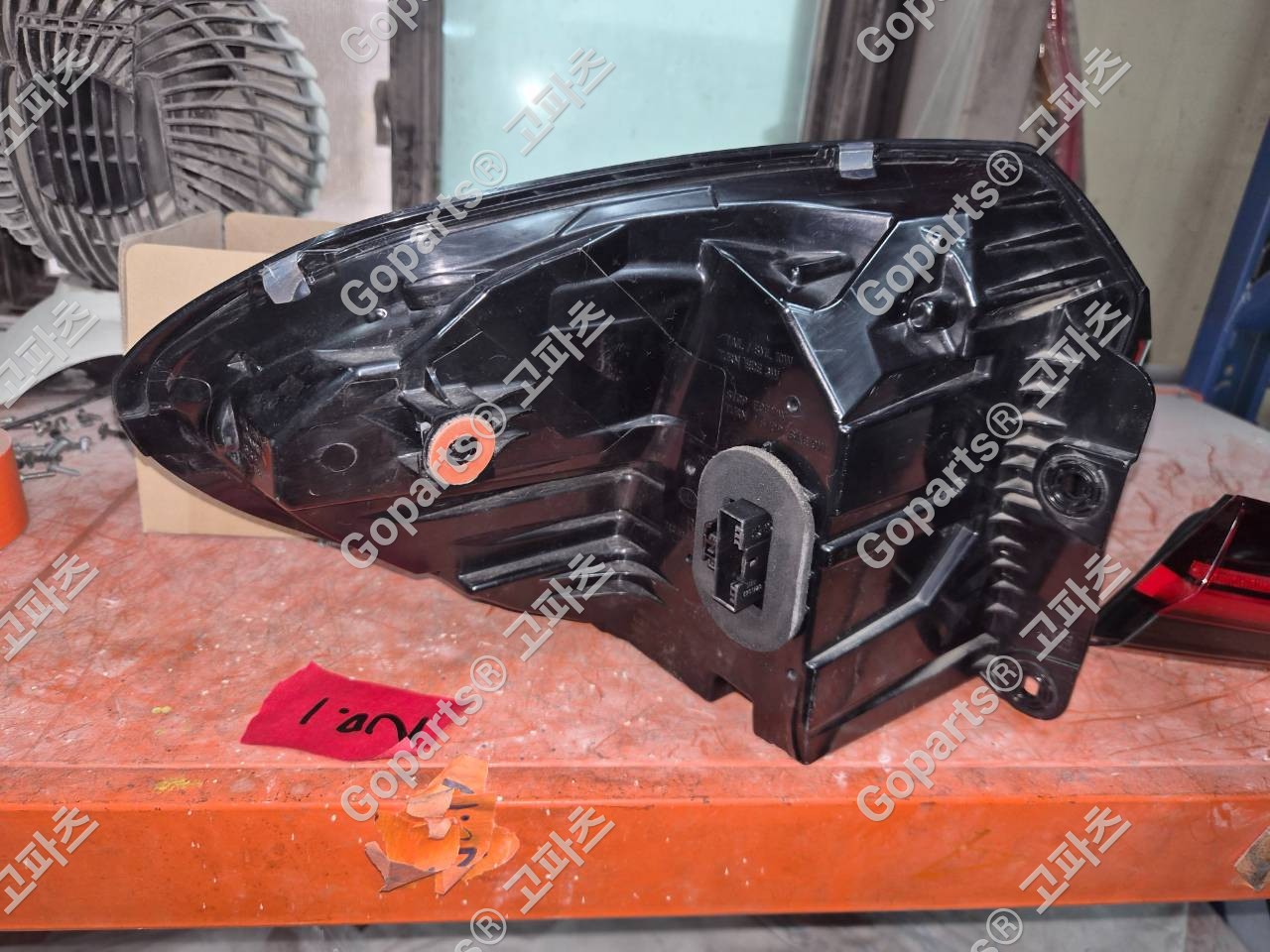 BMW X3 G01 조수석 후미등 H4946304810 상세사진 3
