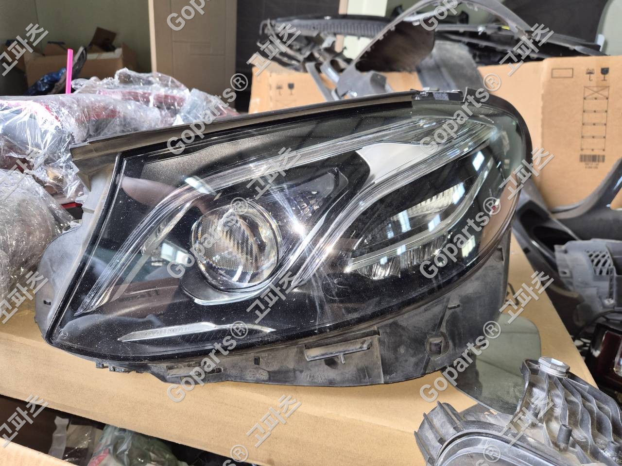 벤츠 E클래스 W213 운전석 헤드라이트 A2139062706kz 중고 450,000원