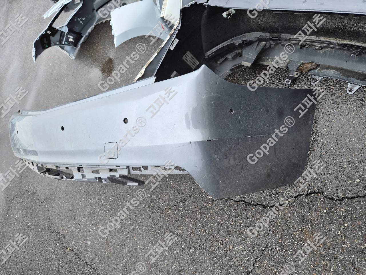 캐딜락 CT6 후범퍼 상세사진 3