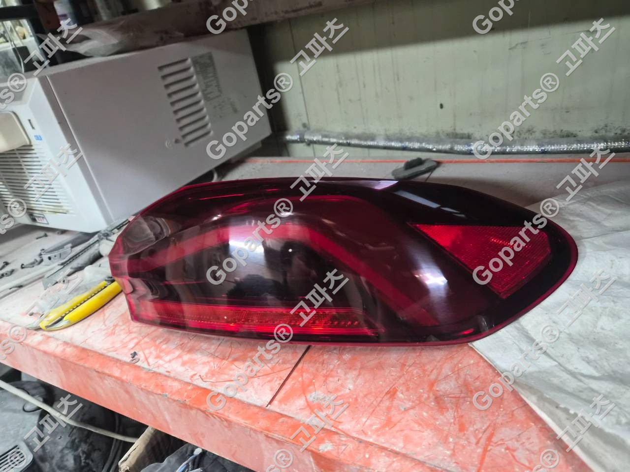BMW X6 G06 조수석 후미등 H45a510a401 상세사진 4