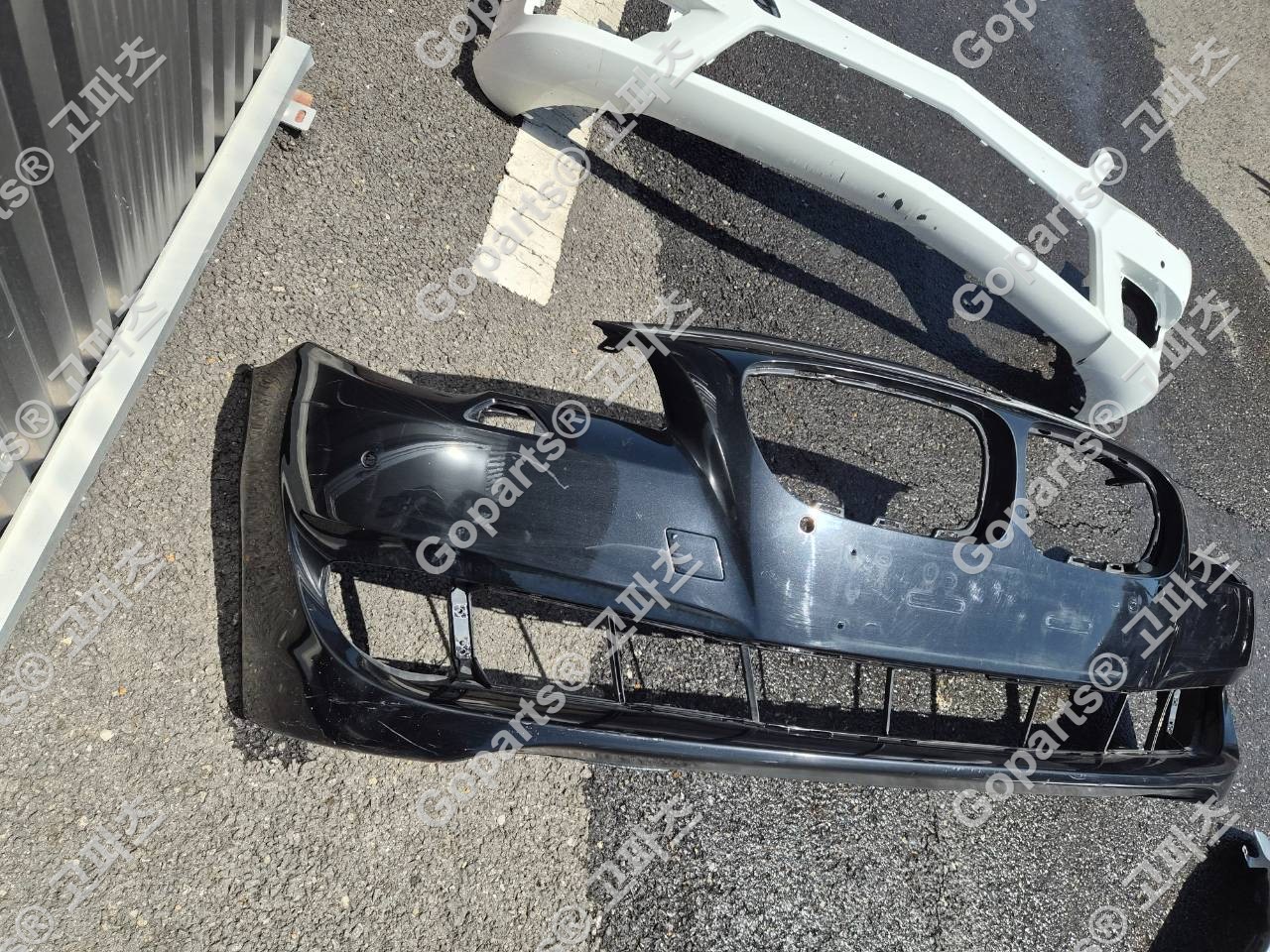 BMW 5시리즈 F10 전기형 전범퍼 중고 상세사진 2