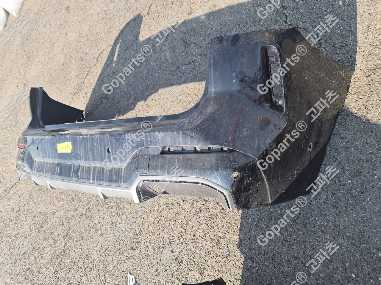 BMW ix3 G08 후범퍼 상세사진 2