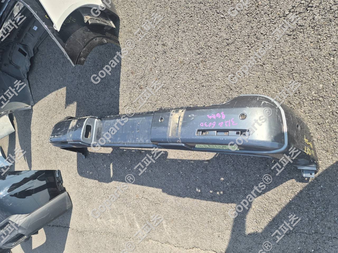 벤츠 G바겐 W463 AMG라인 후범퍼 중고 상세사진 3