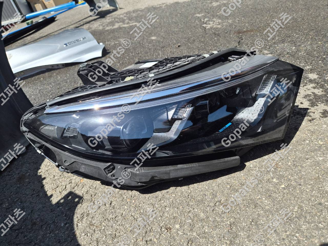 벤츠 EQS v297 조수석 헤드라이트 A2979068402 상세사진 3
