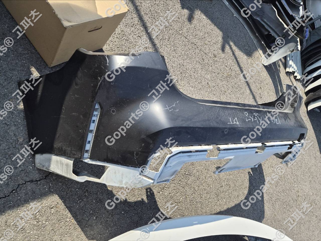 BMW M4 G82 후범퍼 상세사진 2