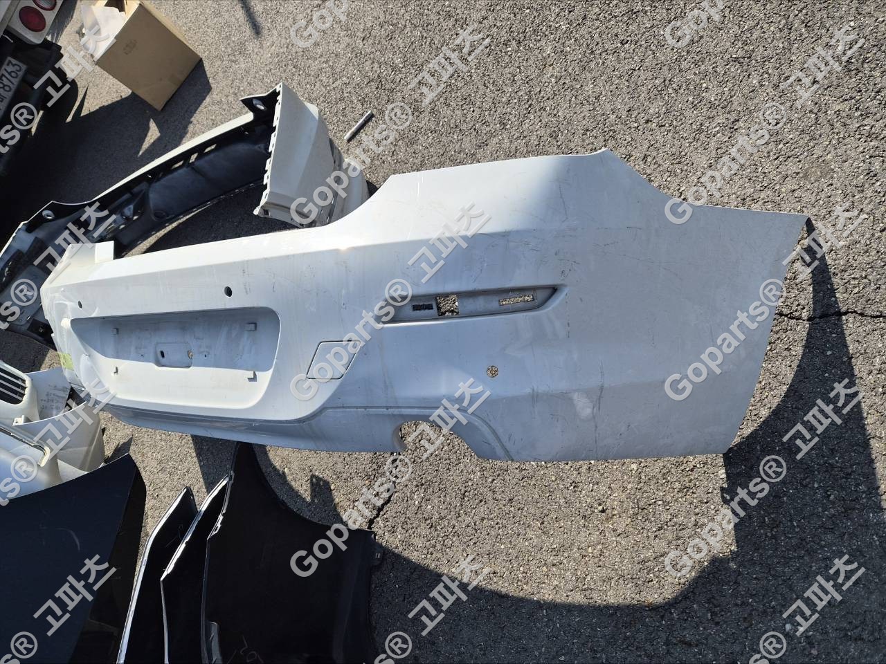 BMW 6시리즈 F12 F13 후범퍼 상세사진 3