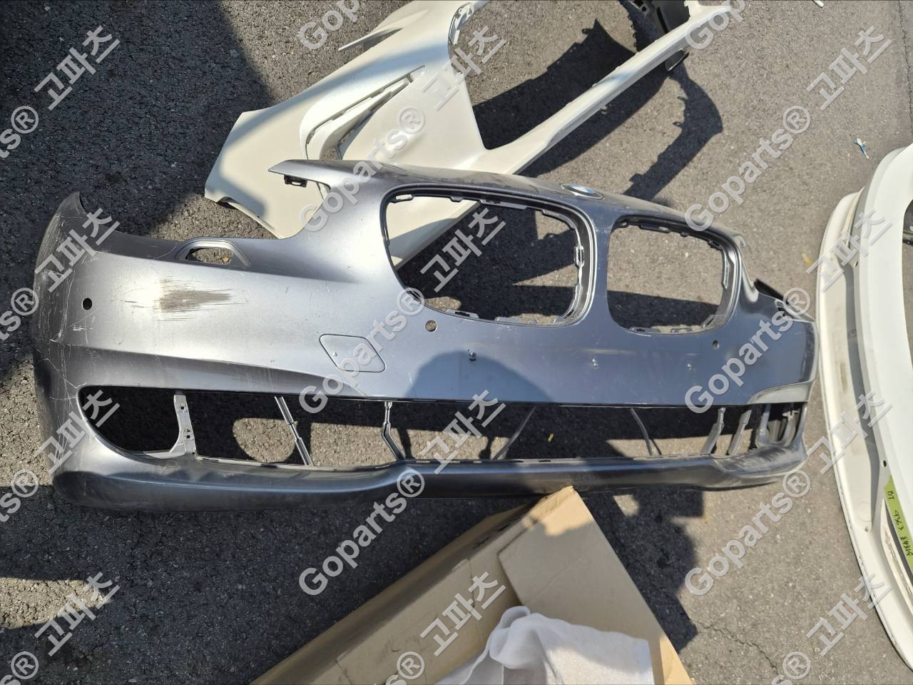 BMW 5시리즈 GT F07 전범퍼 중고 200,000원