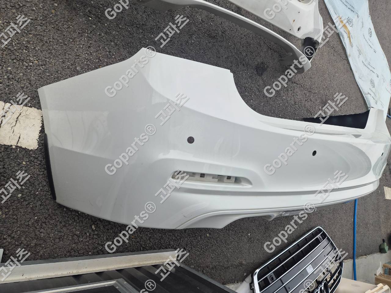 BMW 3시리즈 F30 후범퍼 중고 150,000원 상세사진 2