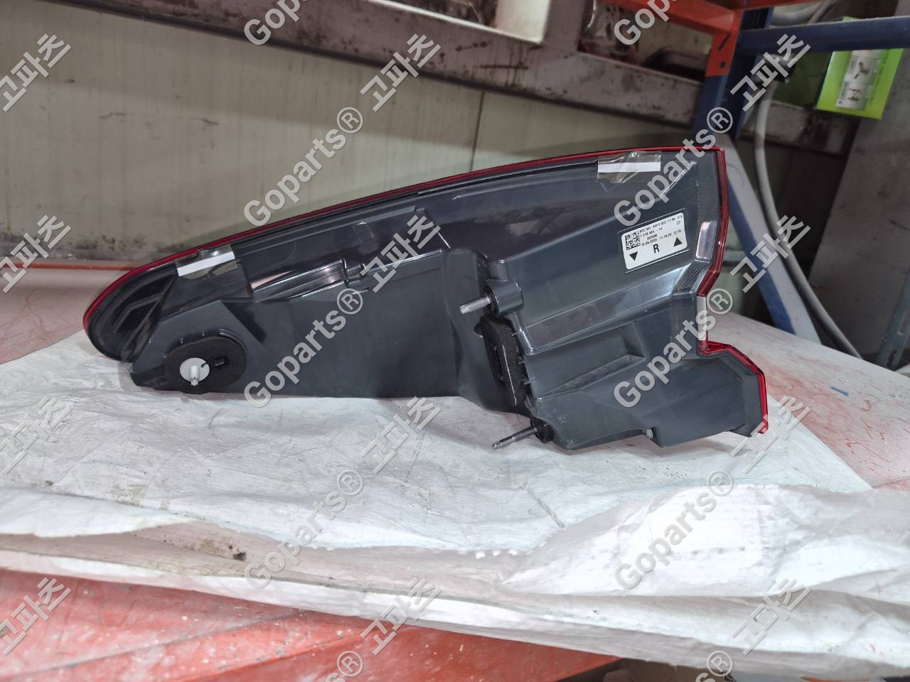 BMW 6GT G32 조수석 후미등 상세사진 4